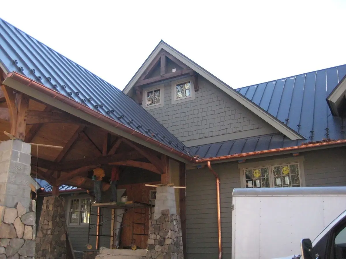 Craftsman Roofing team delivering quality roofing work in Evergreen Park